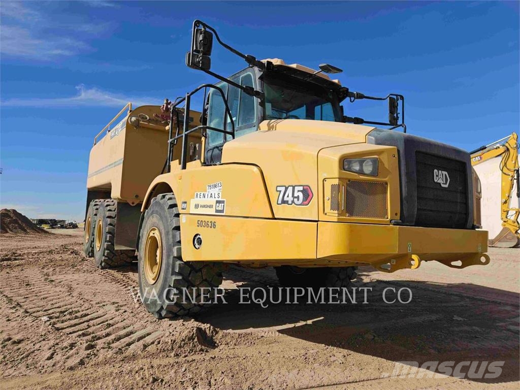 CAT 74504 Water tankers