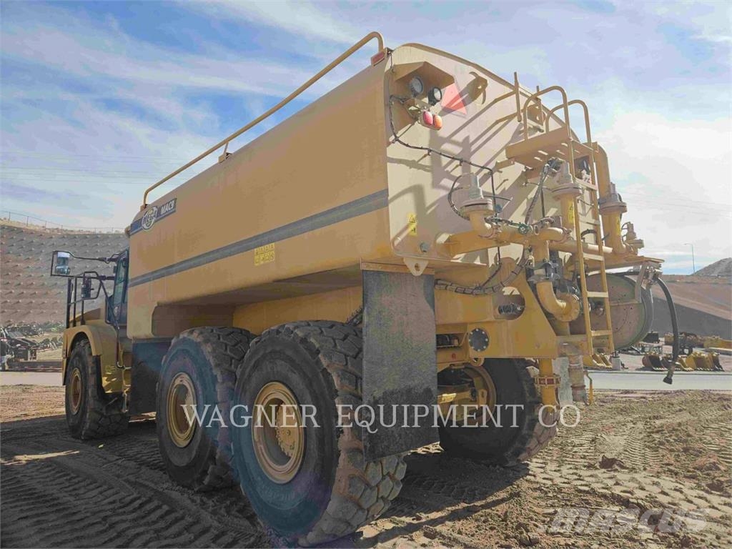 CAT 74504 Water tankers