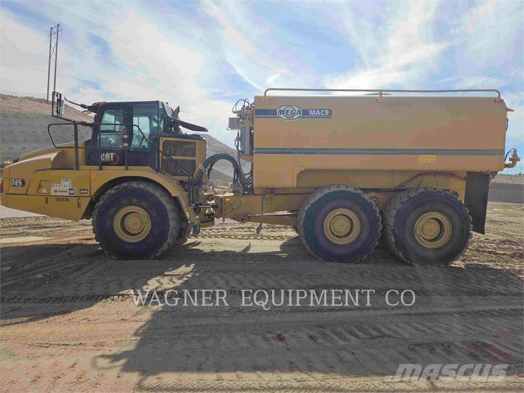 CAT 74504 Water tankers