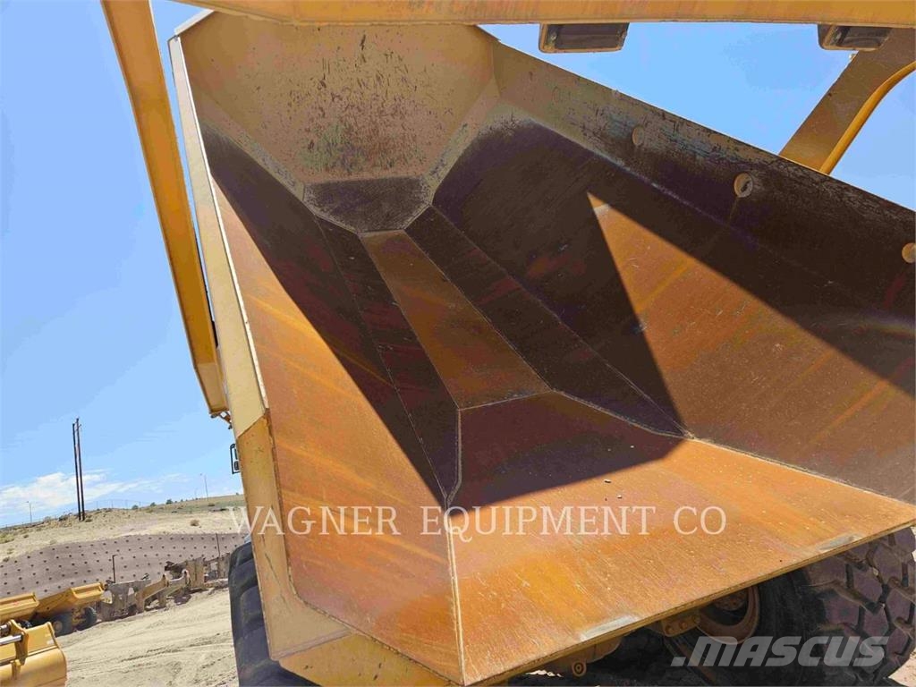 CAT 74504 Dumper - Knickgelenk