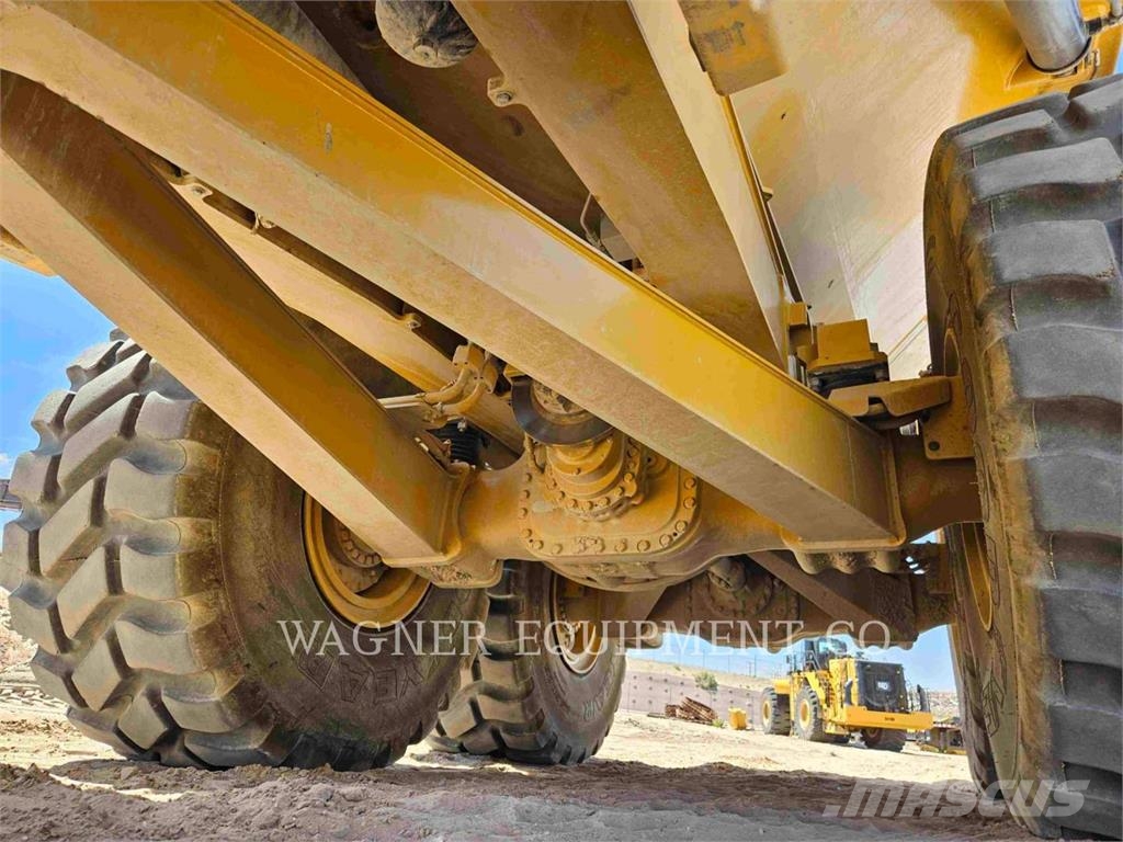 CAT 74504 Dumper - Knickgelenk