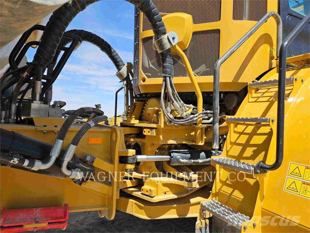 CAT 74504 Dumper - Knickgelenk