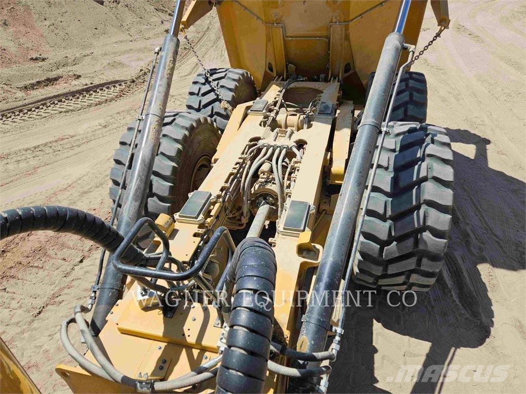 CAT 74504 Dumper - Knickgelenk