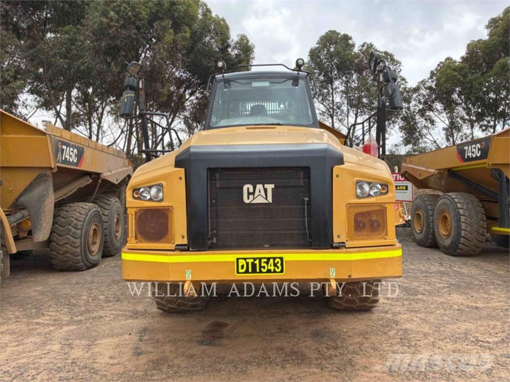 CAT 745C Zglobni damperi