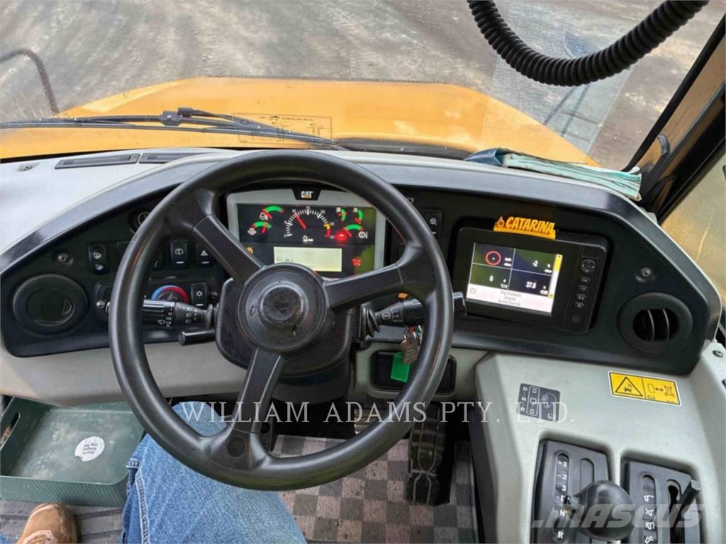 CAT 745C Zglobni damperi