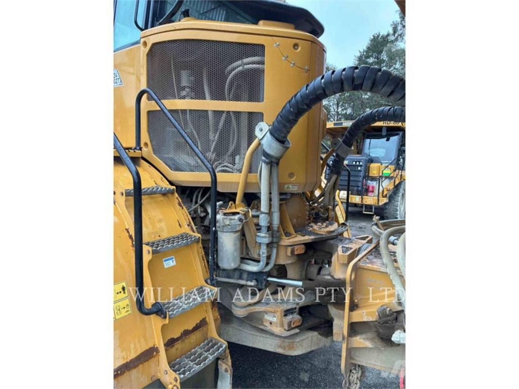 CAT 745C Zglobni damperi
