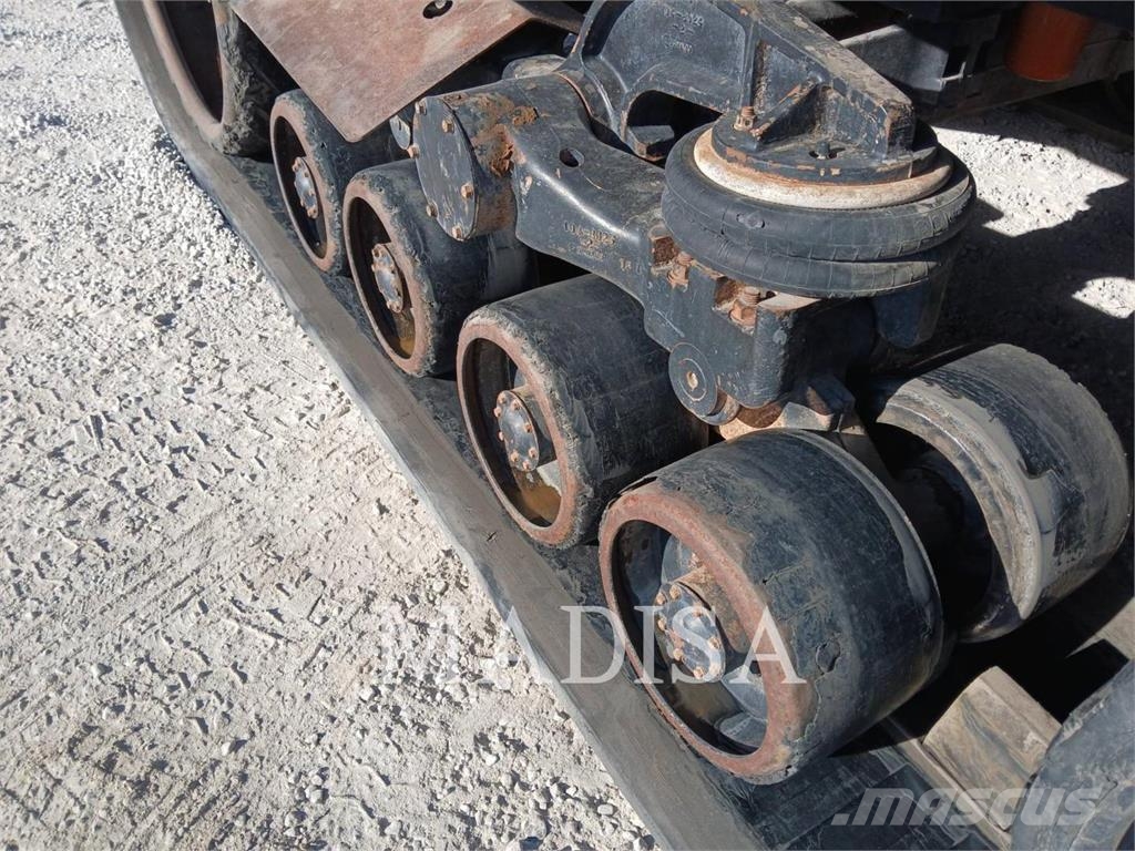 CAT 75E الجرارات