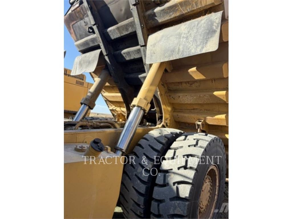 CAT 770 연결식 홀러