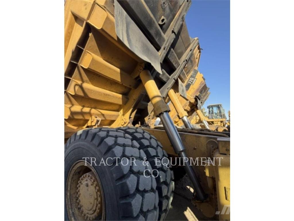 CAT 770 연결식 홀러