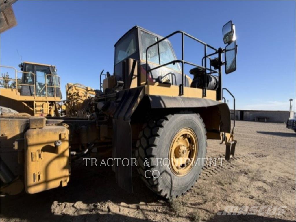 CAT 770 연결식 홀러