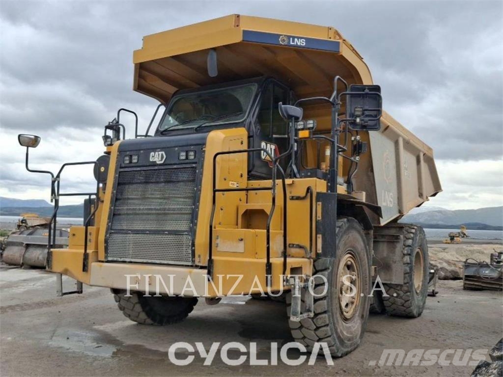 CAT 772G Liigendraamiga pinnaseveokid