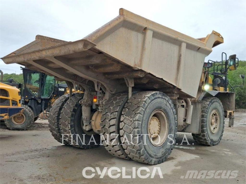 CAT 772G Liigendraamiga pinnaseveokid