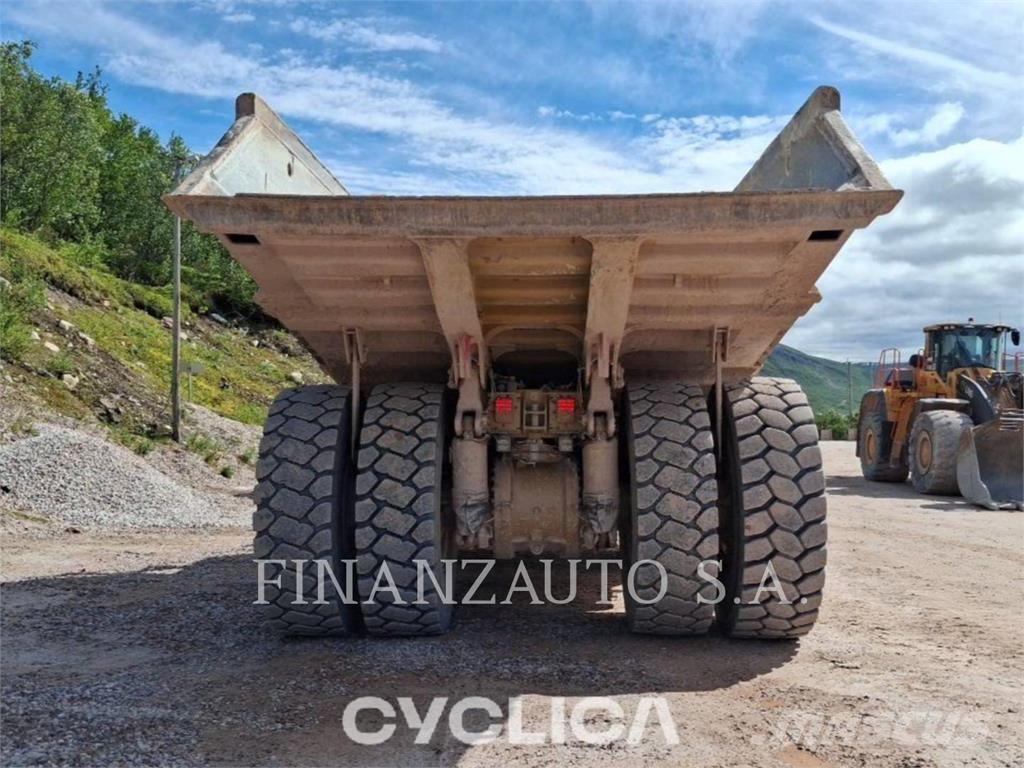 CAT 772G Liigendraamiga pinnaseveokid
