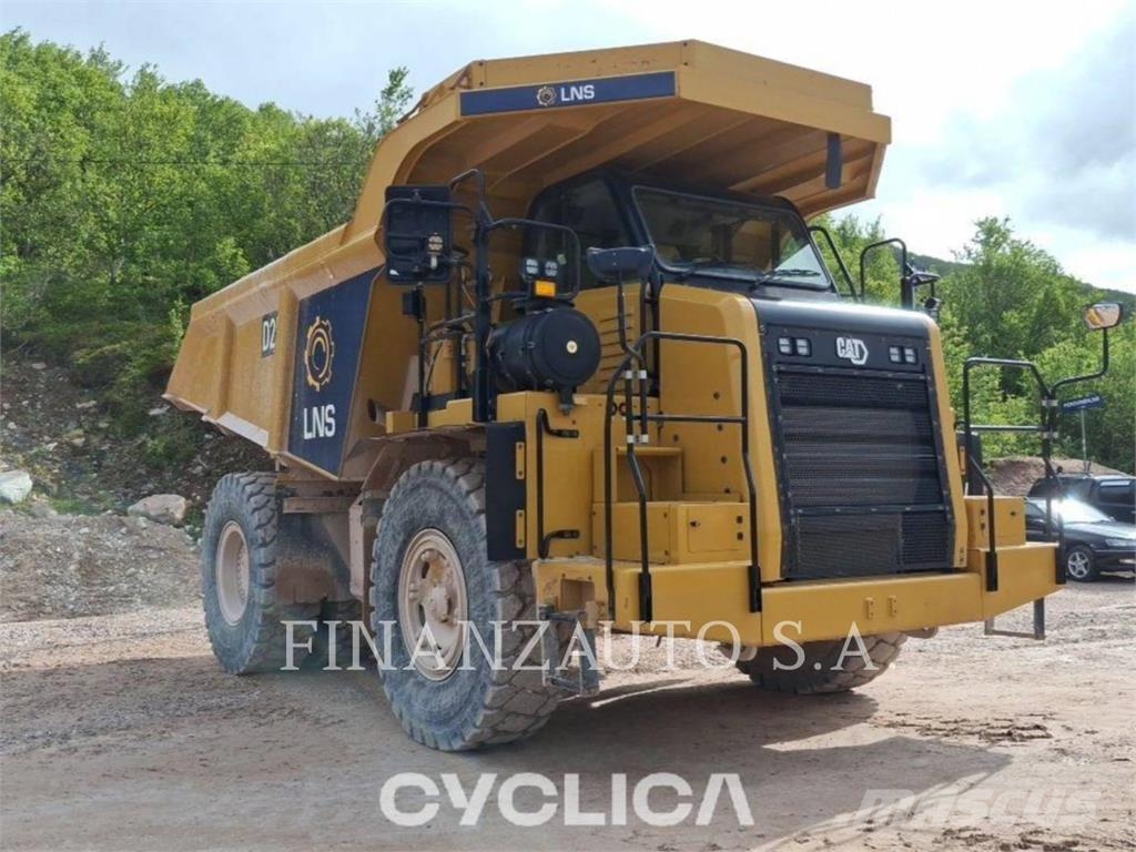 CAT 772G Liigendraamiga pinnaseveokid