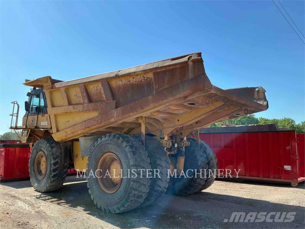 CAT 775E Terrængående lastbiler