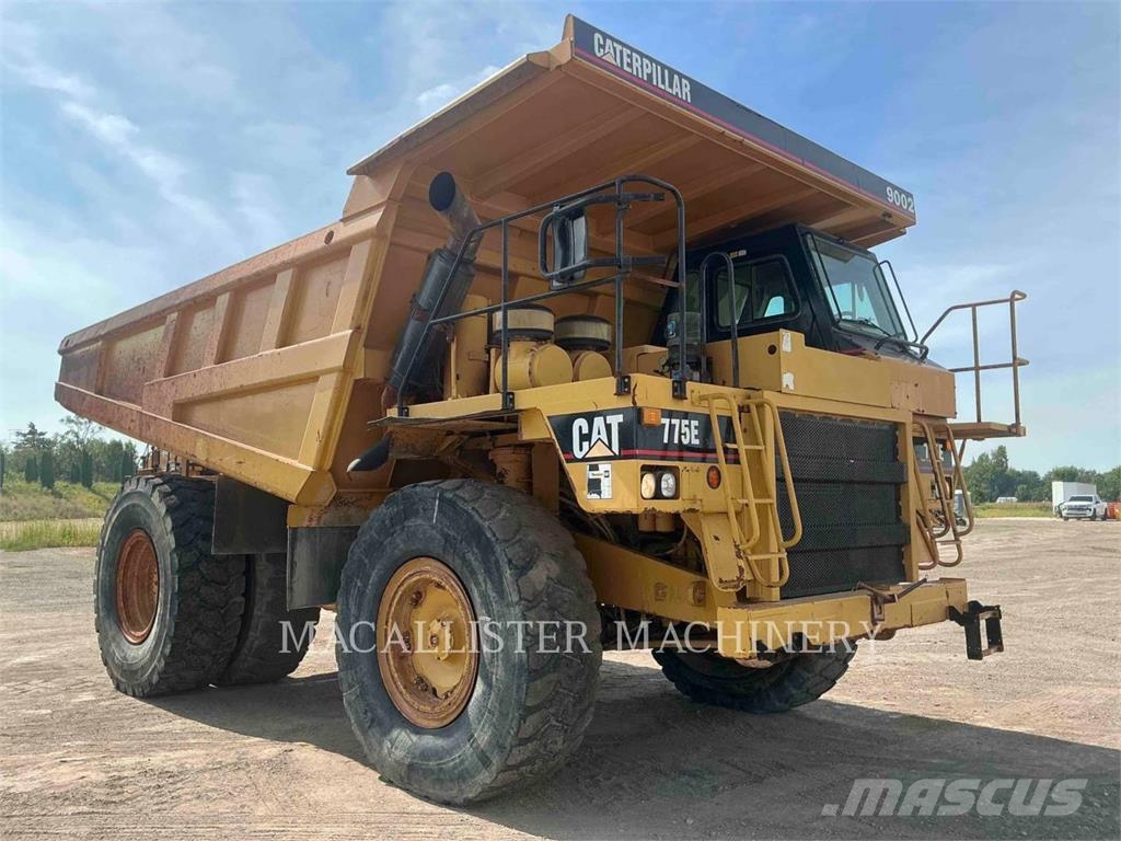 CAT 775E Terrængående lastbiler