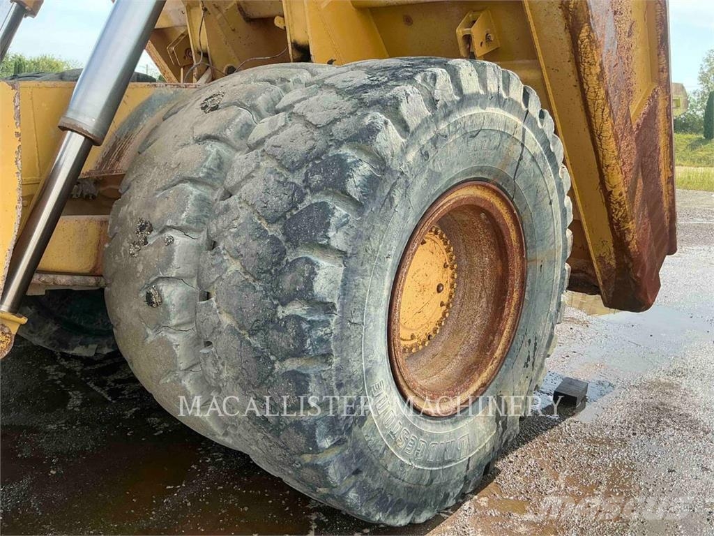 CAT 775E Terrængående lastbiler