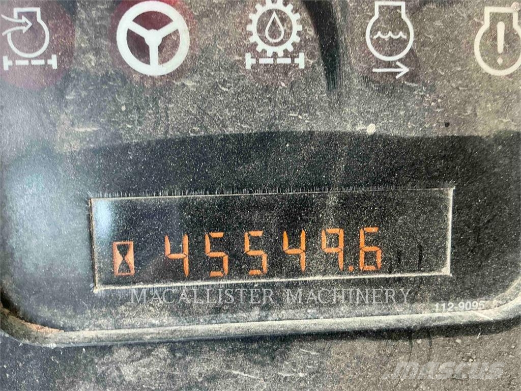 CAT 775E Terrængående lastbiler