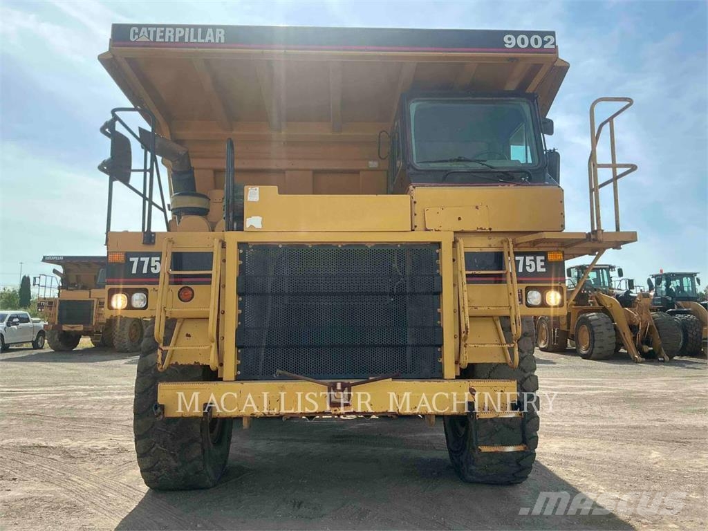 CAT 775E Terrængående lastbiler