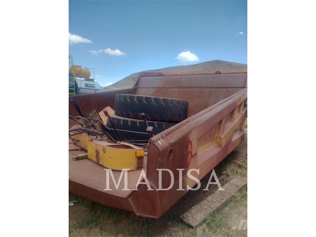 CAT 777F Zglobni demperi