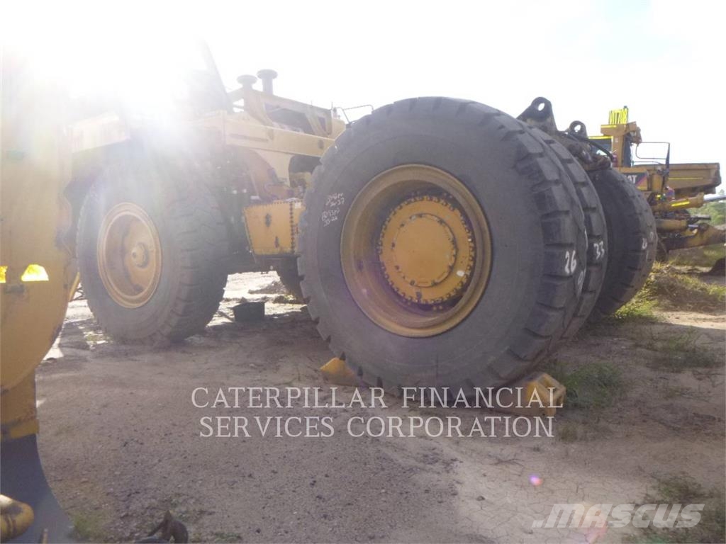 CAT 777F Σπαστό Dump Truck ADT