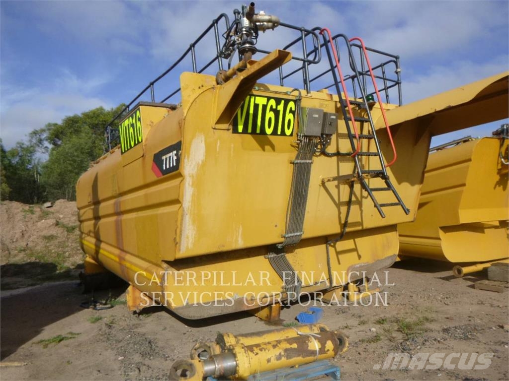 CAT 777F Σπαστό Dump Truck ADT