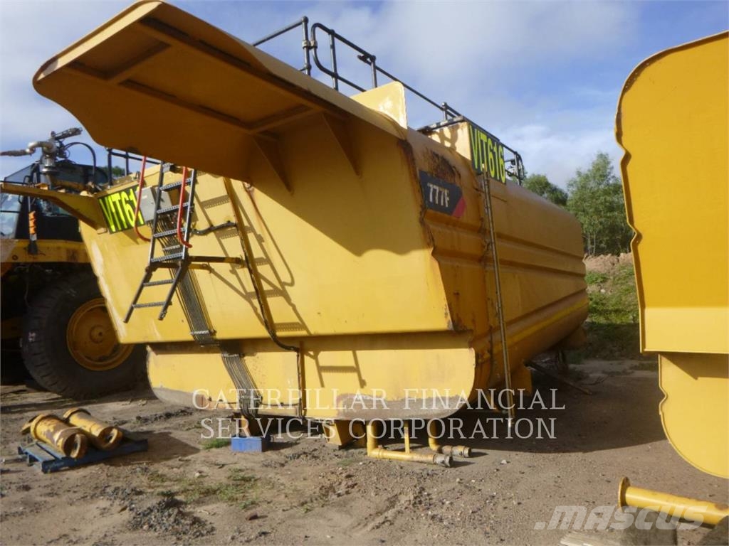 CAT 777F Σπαστό Dump Truck ADT