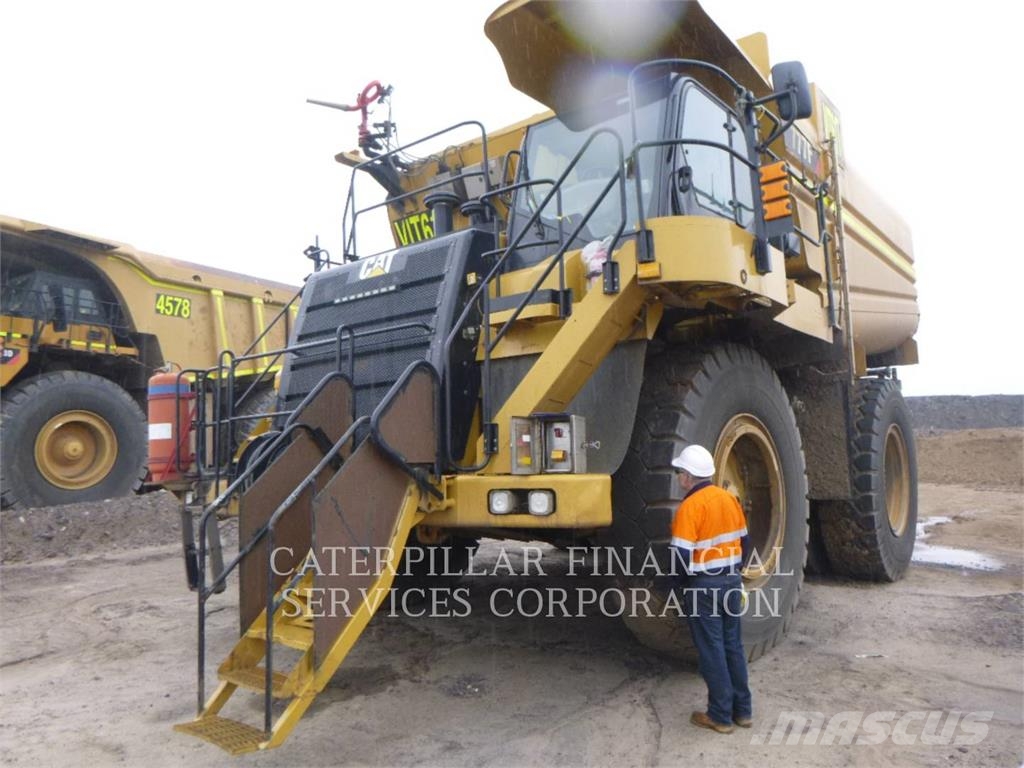 CAT 777F Σπαστό Dump Truck ADT