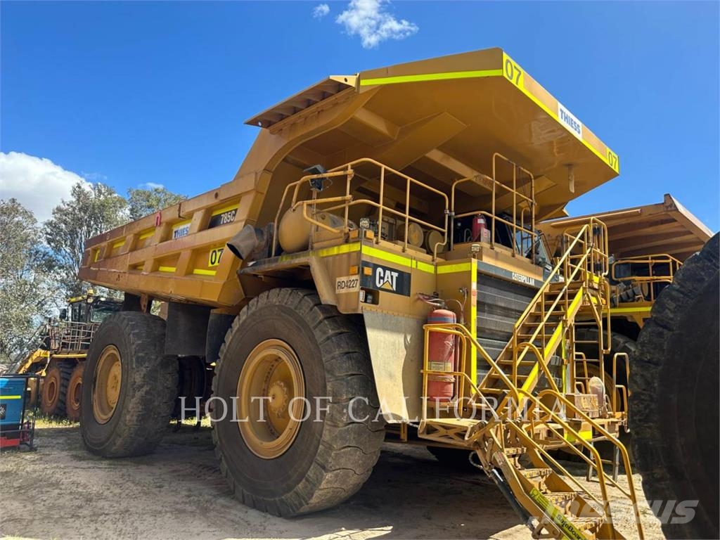 CAT 785D Liigendraamiga pinnaseveokid