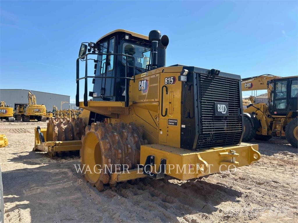 CAT 815 휠로우더