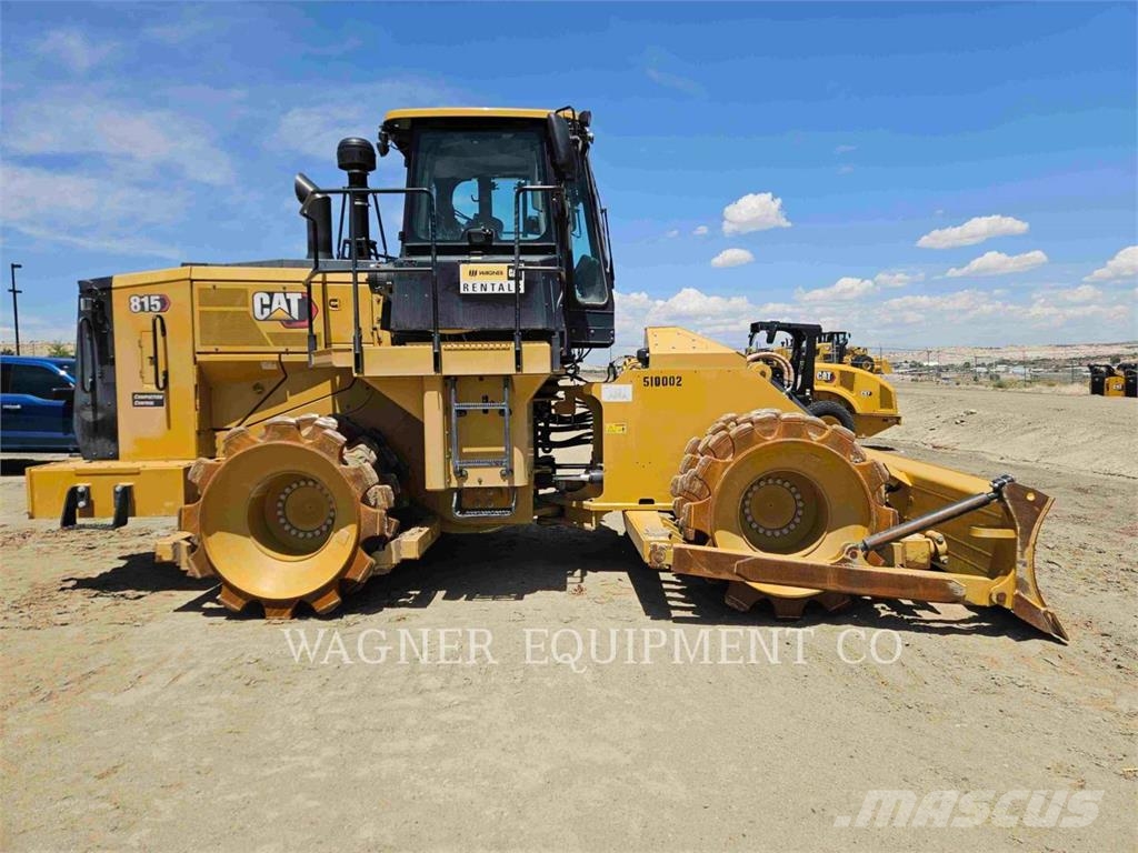 CAT 815 휠로우더