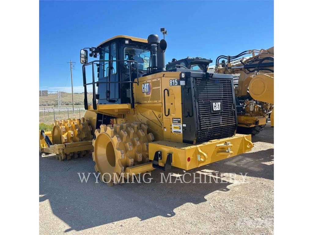 CAT 815 土壤压实机