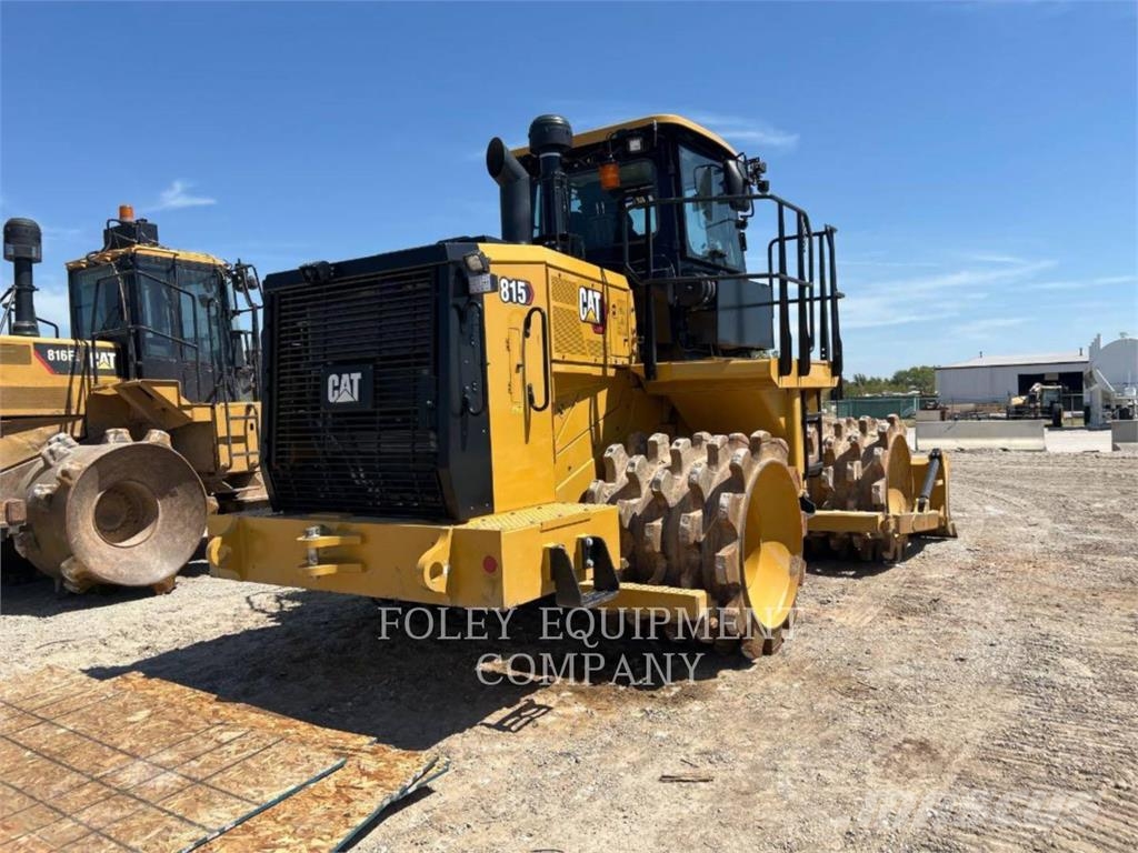 CAT 815-11 Ущільнювачі грунту