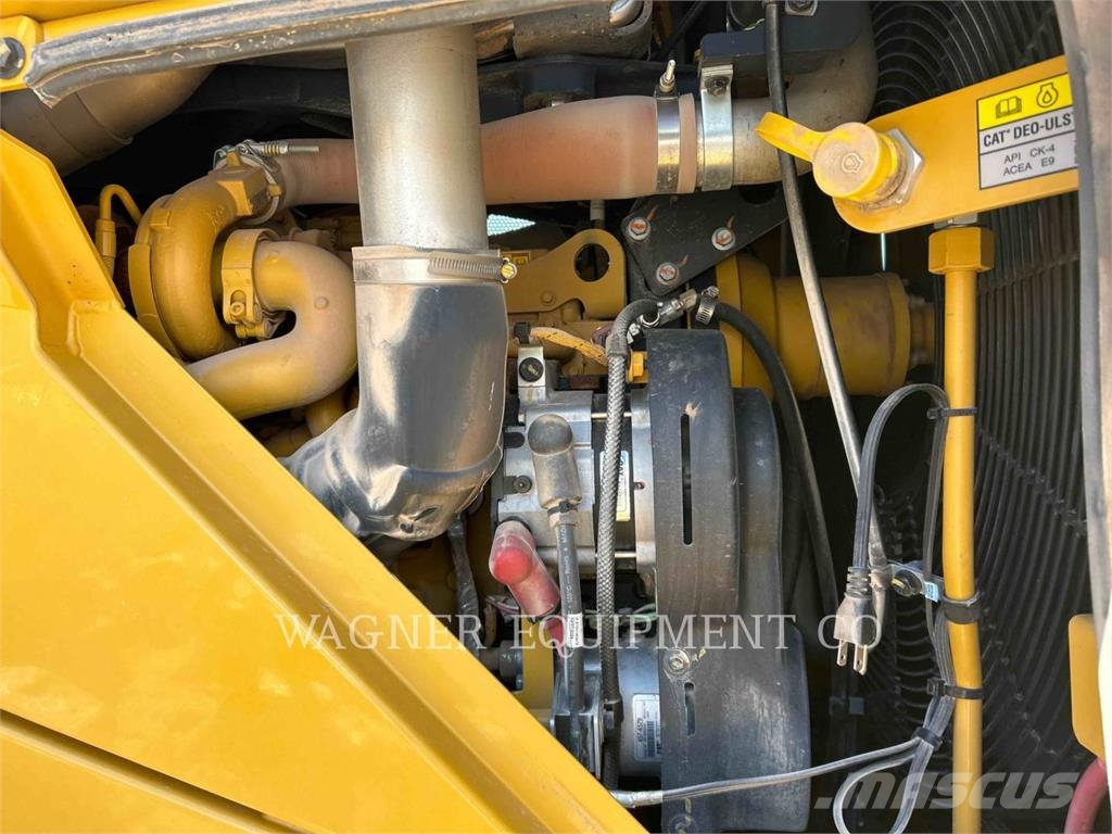 CAT 81511 Radlader