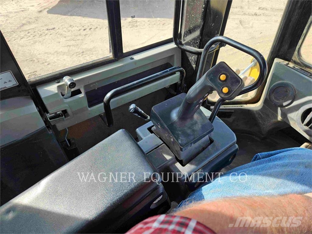 CAT 81511 Radlader