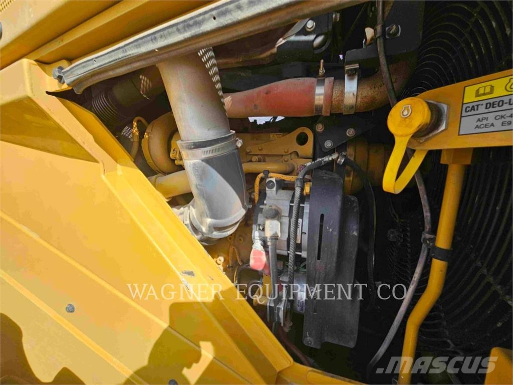 CAT 81511 Radlader