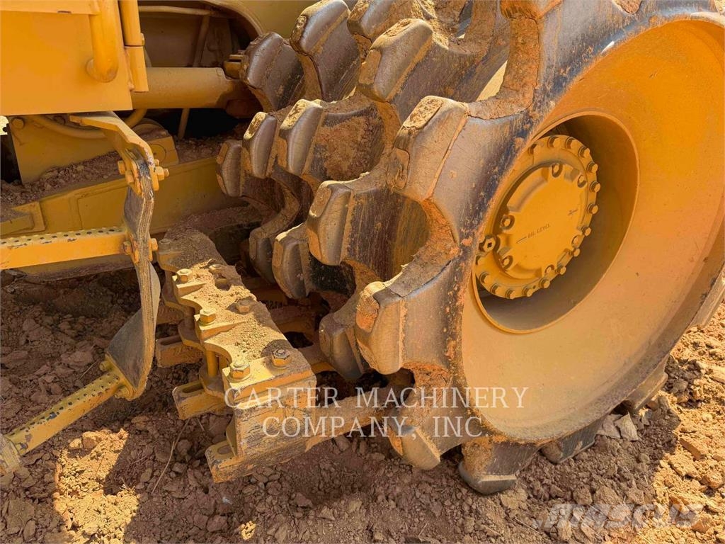 CAT 815B Erdbauwalzen