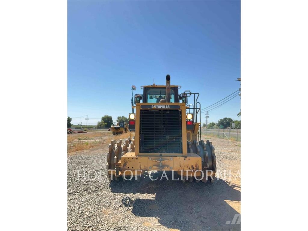 CAT 815F2 ضاغطات التربة