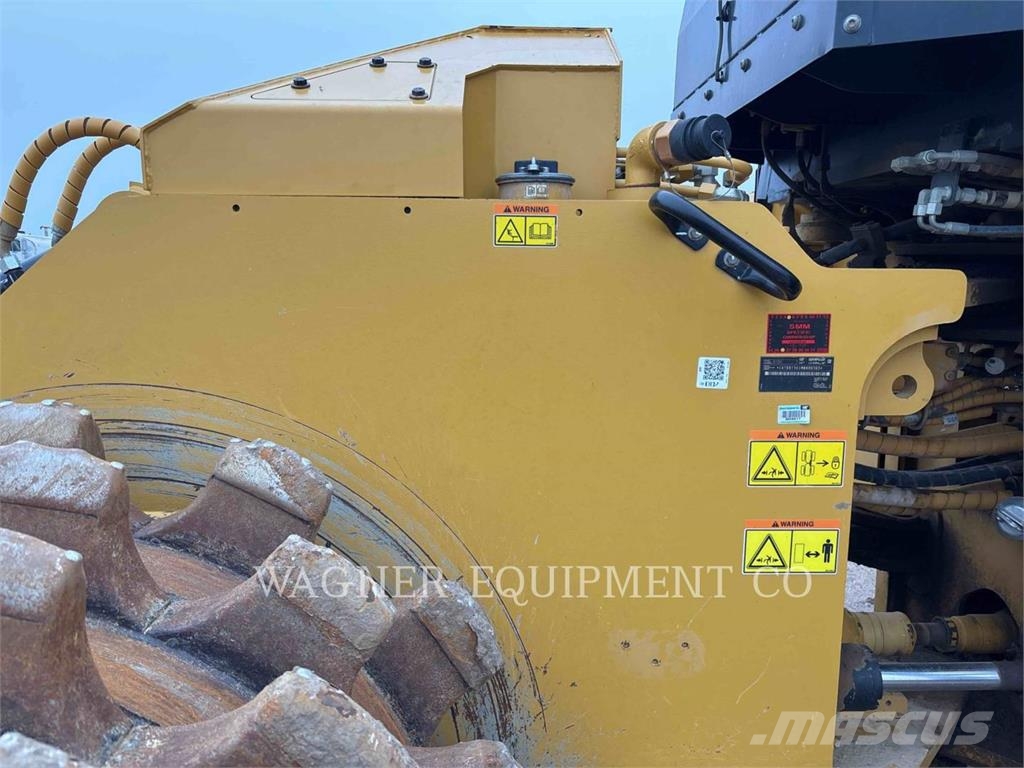 CAT 815K Soil compactors