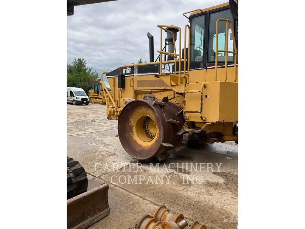 CAT 816F Augsnes blīvētāji