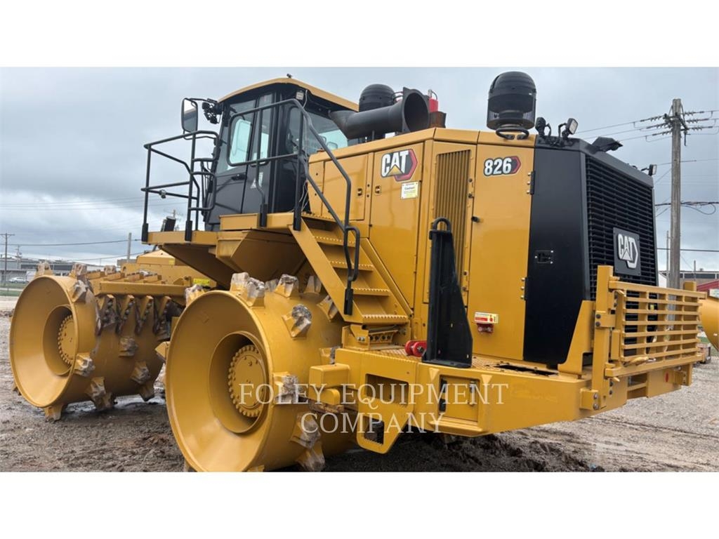 CAT 826-11 Augsnes blīvētāji