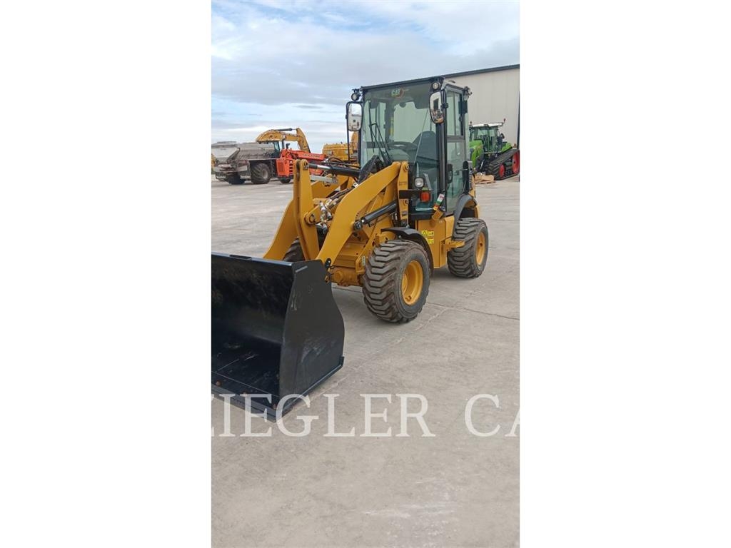 CAT 903 Radlader