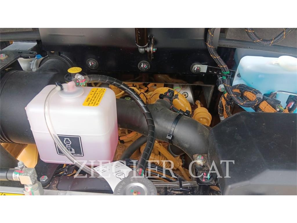 CAT 903 Radlader