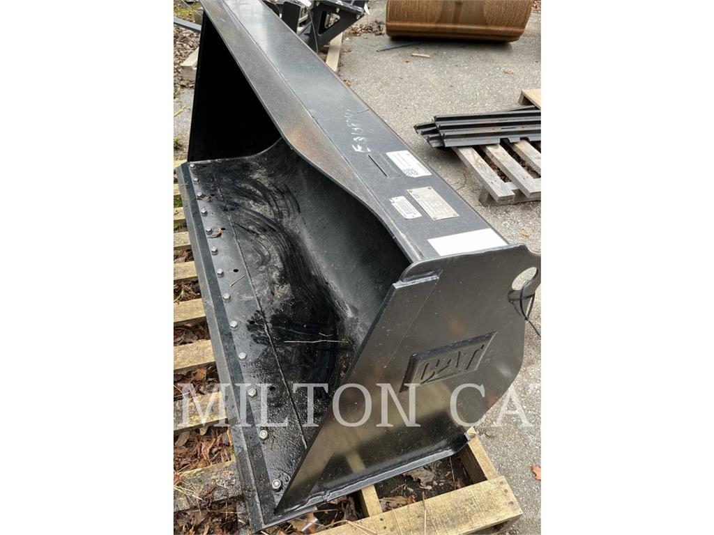 CAT 903-904 .8 CUBIC YARD CAPACITY Buckets