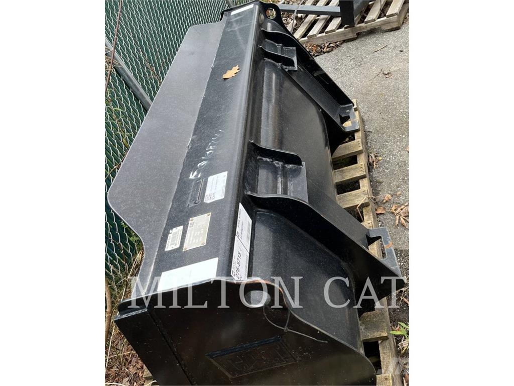 CAT 903-904 .8 CUBIC YARD CAPACITY Buckets