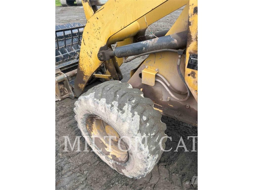 CAT 903C 휠로우더