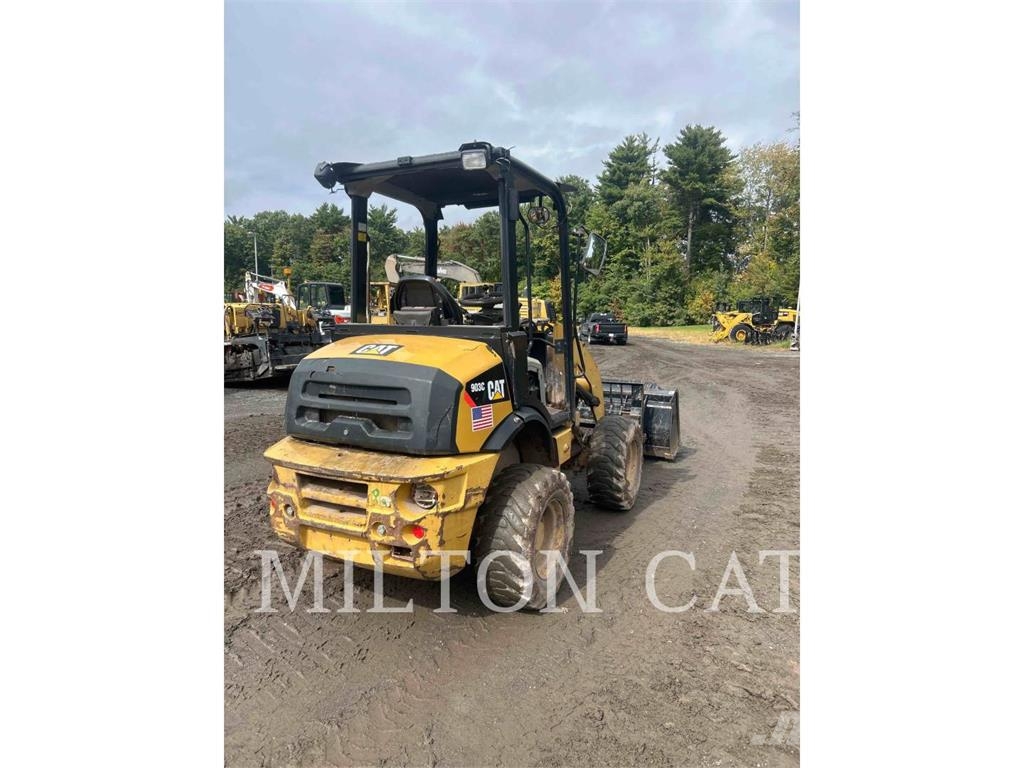 CAT 903C 휠로우더
