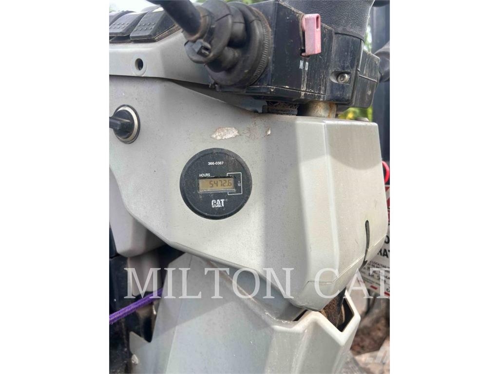 CAT 903C 휠로우더
