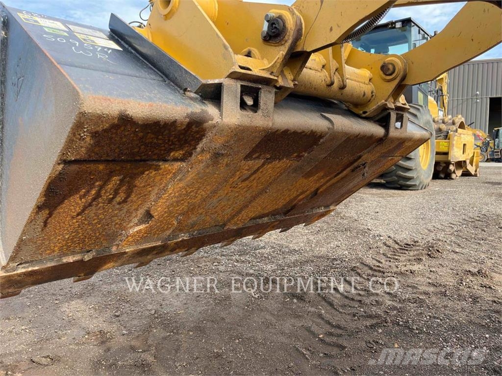 CAT 903D Wheel loaders