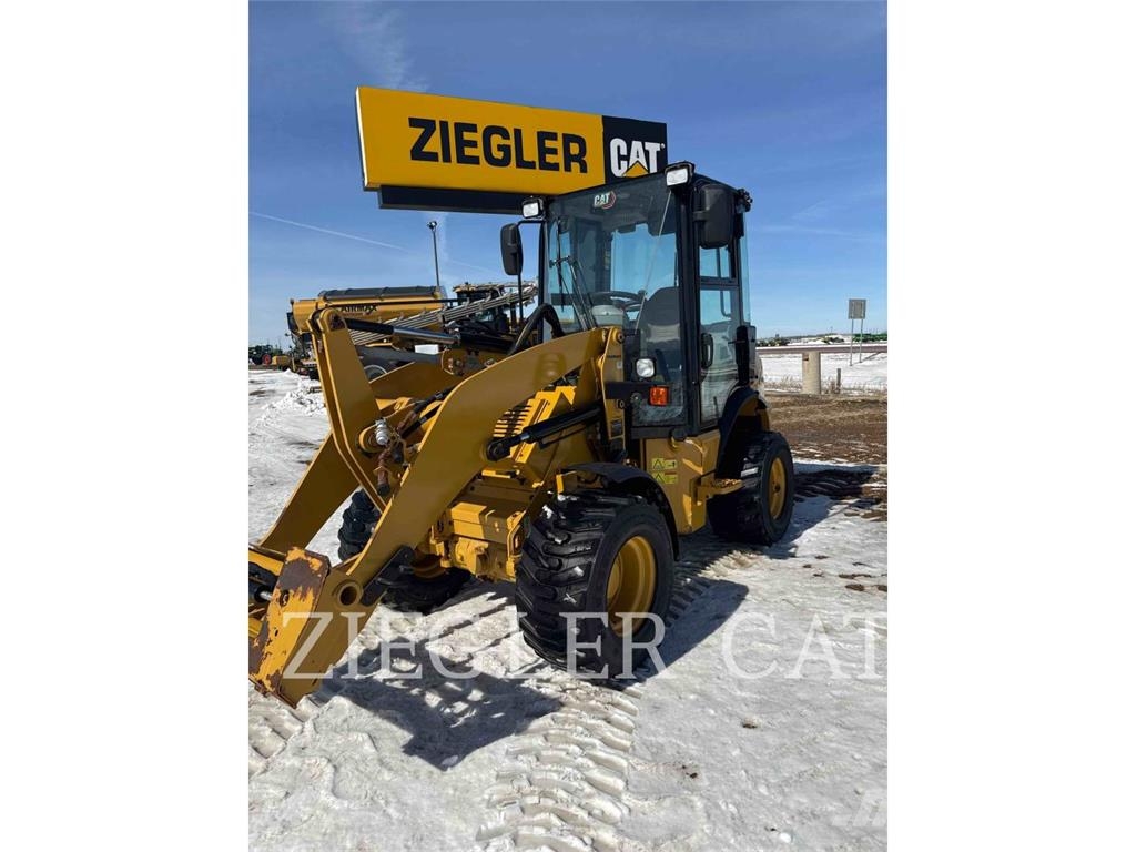 CAT 903D Wielladers